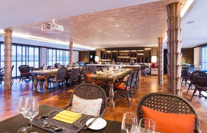 the strand cruise 16